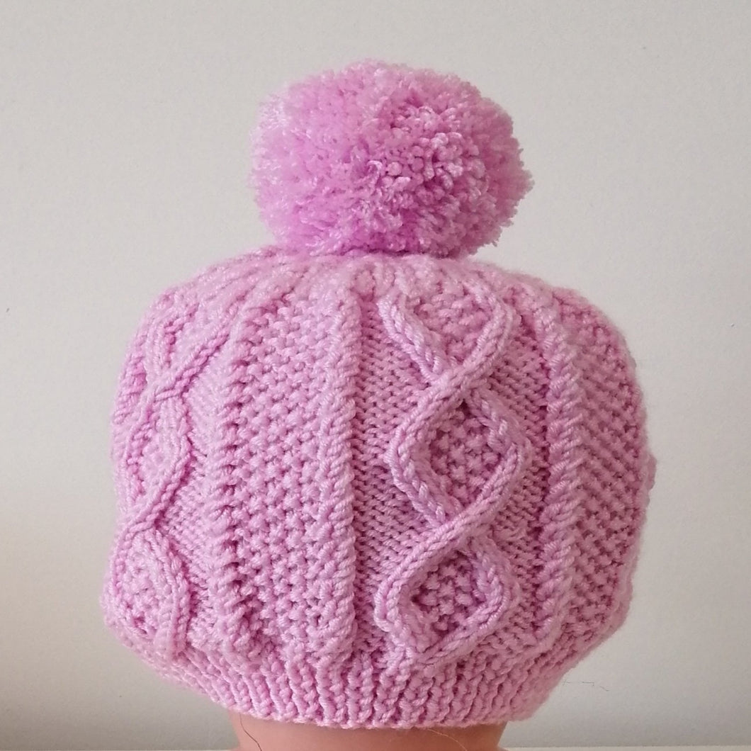 Cabled Hat: (9/12 months)